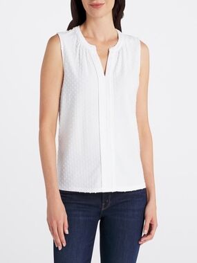 Sleeveless Textured V-Neck Tank Top - White
